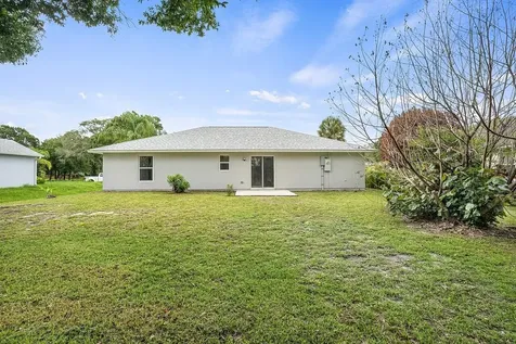 673 Cavern Terrace Sebastian FL 32958