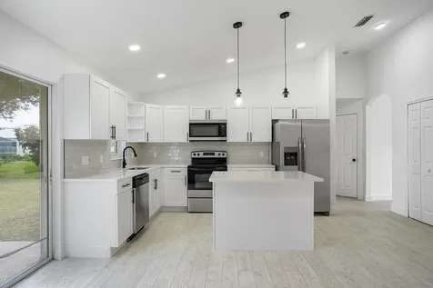 673 Cavern Terrace Sebastian FL 32958