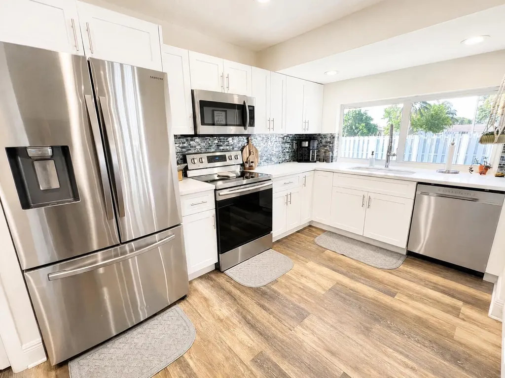 11100 NW 25th Court Sunrise FL 33322