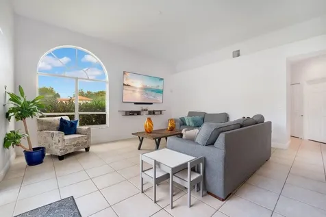 5005 NW 57th Terrace Coral Springs FL 33067