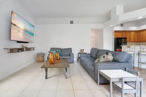 5005 NW 57th Terrace Coral Springs FL 33067