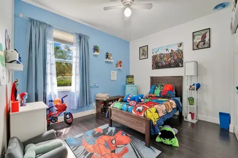 5005 NW 57th Terrace Coral Springs FL 33067