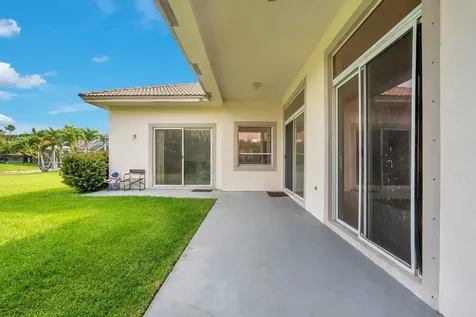5005 NW 57th Terrace Coral Springs FL 33067