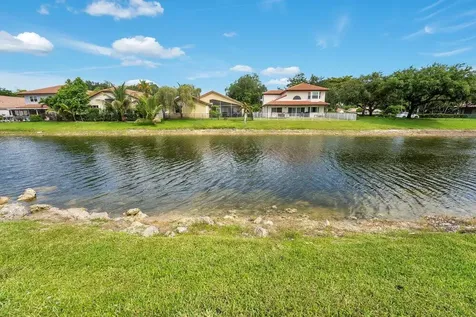 5005 NW 57th Terrace Coral Springs FL 33067