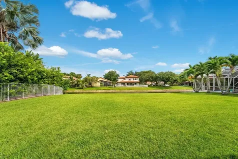 5005 NW 57th Terrace Coral Springs FL 33067
