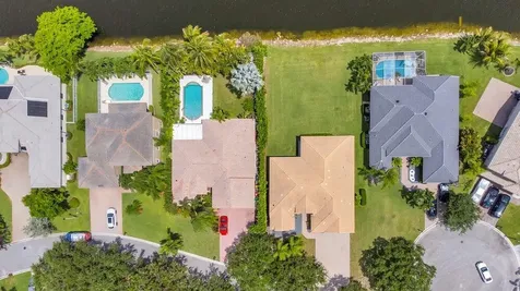 5005 NW 57th Terrace Coral Springs FL 33067
