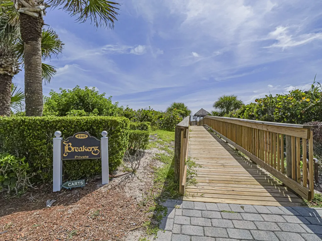 4949 N Highway A1a Fort Pierce FL 34949