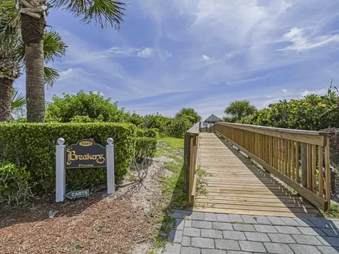 4949 N Highway A1a Fort Pierce FL 34949