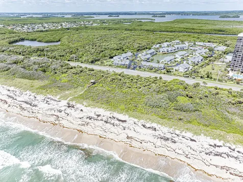 4949 N Highway A1a Fort Pierce FL 34949
