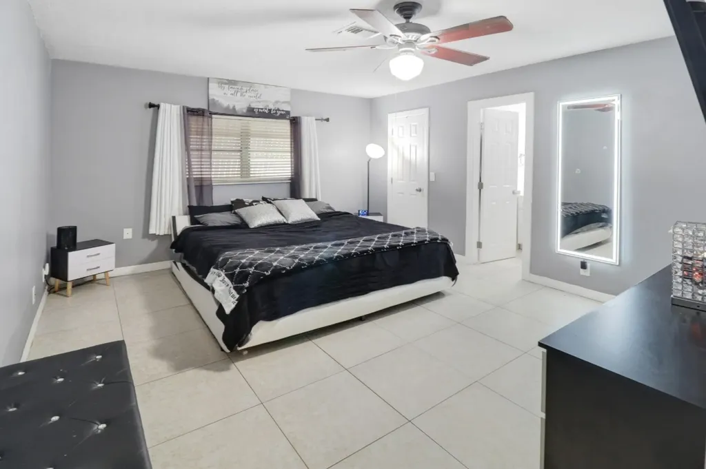 1904 Palmland Drive Boynton Beach FL 33436