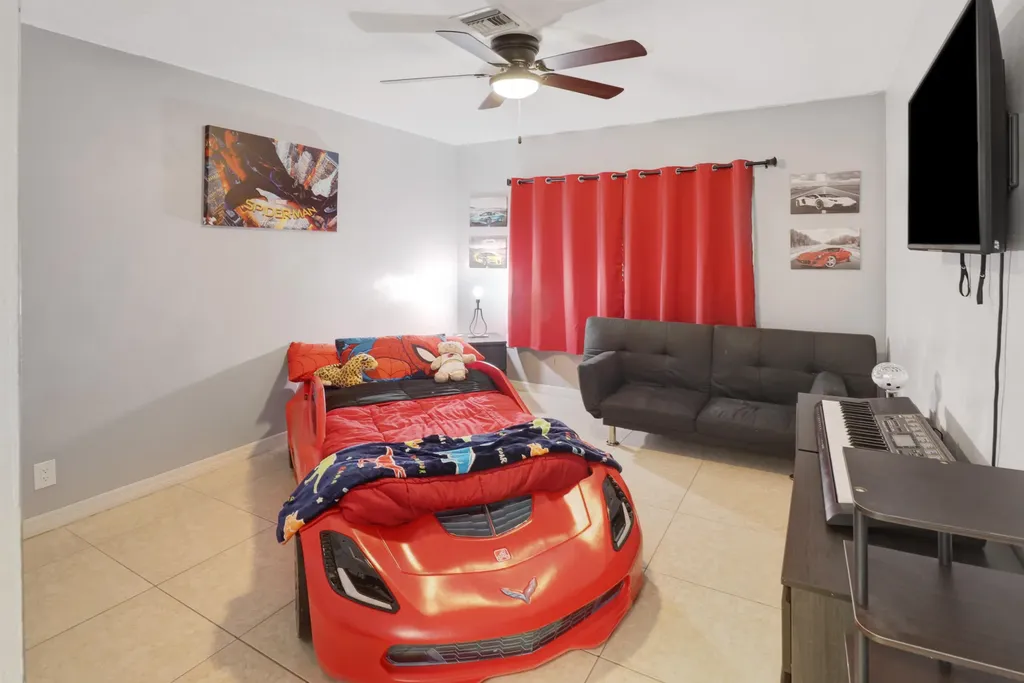 1904 Palmland Drive Boynton Beach FL 33436
