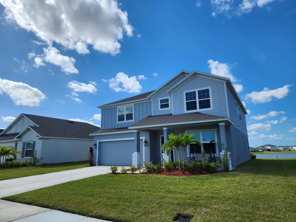 10638 SW Vasari Way Port St Lucie FL 34987