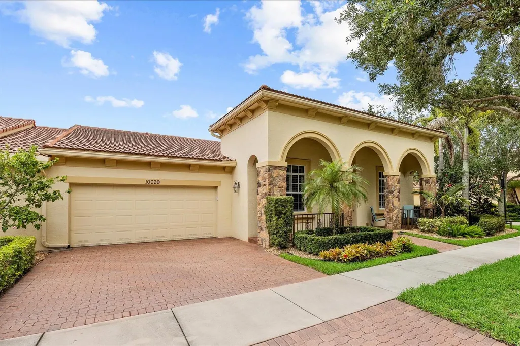 10099 SW Duccio Lane Port St Lucie FL 34986