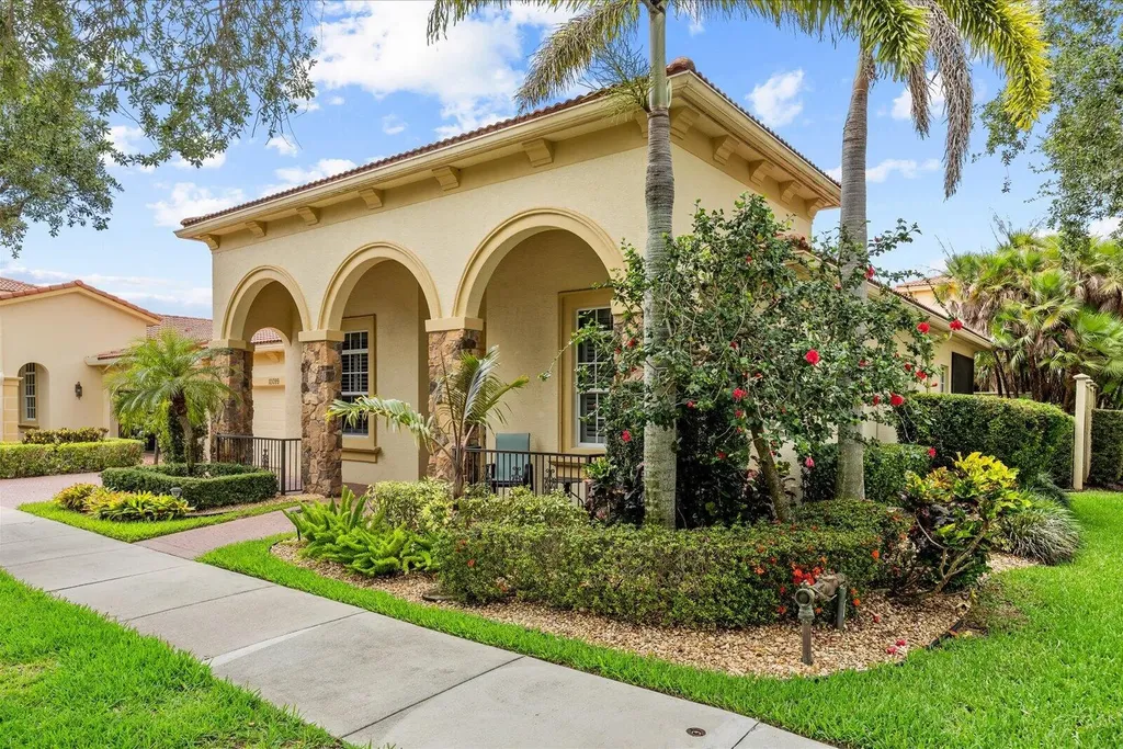 10099 SW Duccio Lane Port St Lucie FL 34986