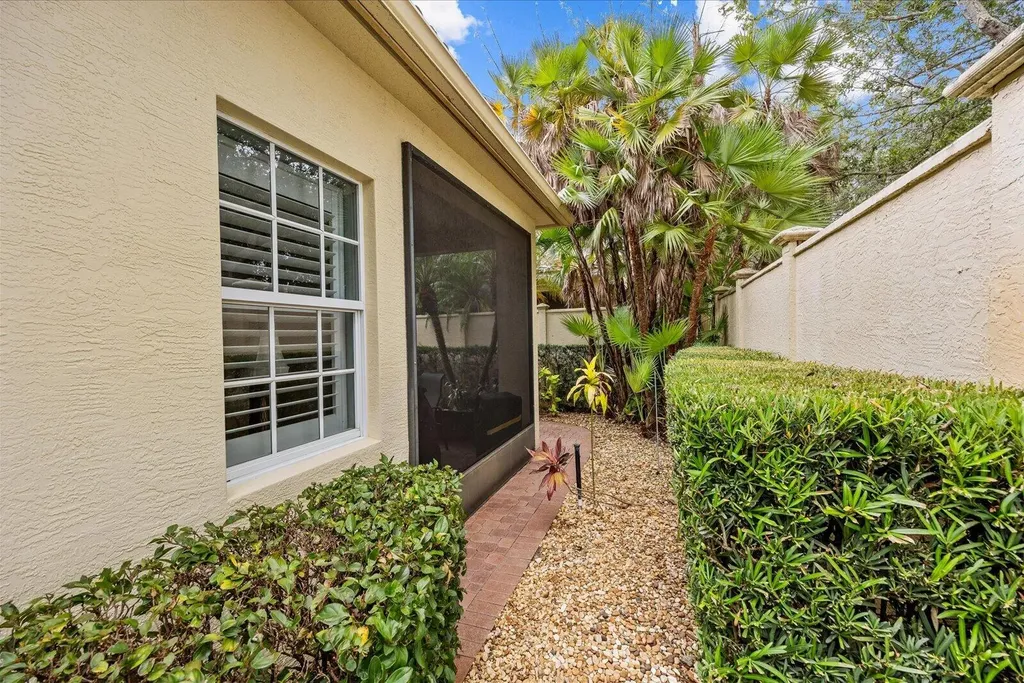 10099 SW Duccio Lane Port St Lucie FL 34986