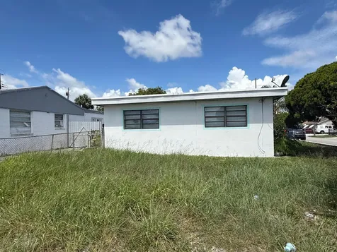 4801 Parker Avenue West Palm Beach FL 33405