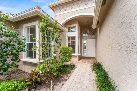 13215 Alhambra Lake Circle Delray Beach FL 33446