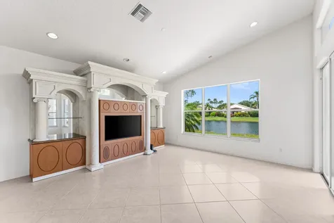 13215 Alhambra Lake Circle Delray Beach FL 33446