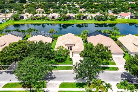 13215 Alhambra Lake Circle Delray Beach FL 33446