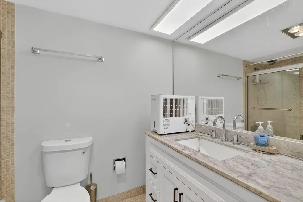 3150 N Palm Aire Drive Pompano Beach FL 33069