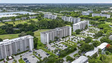 3150 N Palm Aire Drive Pompano Beach FL 33069