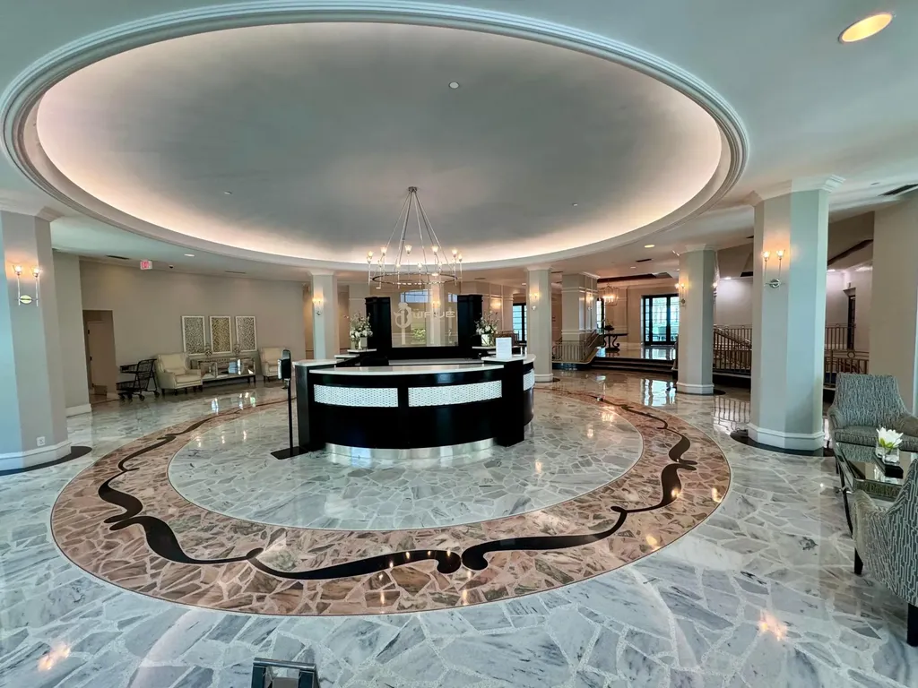 2501 S Ocean Drive Hollywood FL 33019