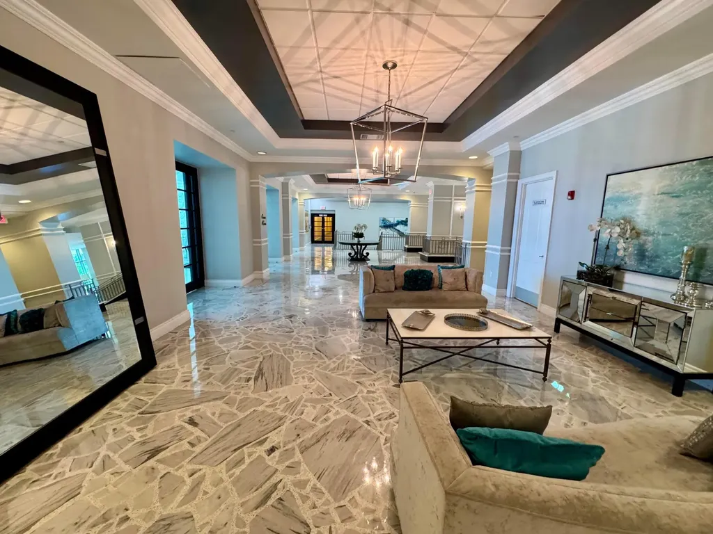 2501 S Ocean Drive Hollywood FL 33019