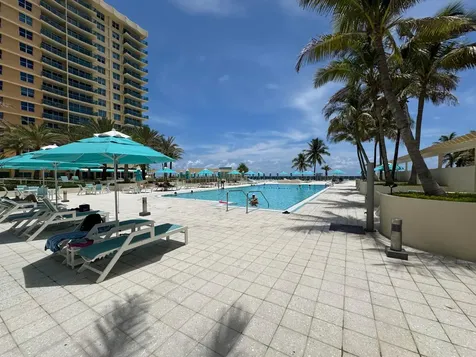 2501 S Ocean Drive Hollywood FL 33019