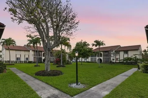 3561 Tall Pine Way Greenacres FL 33463