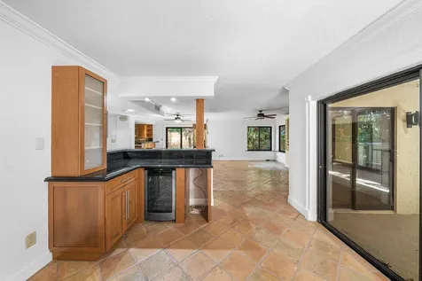 16 Via Lago Boynton Beach FL 33435
