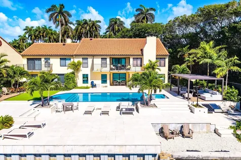16 Via Lago Boynton Beach FL 33435