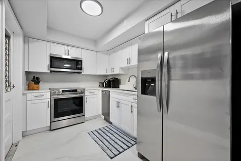 5500 Tamberlane Circle Palm Beach Gardens FL 33418