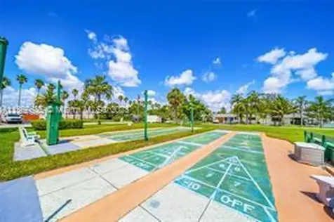 1015 SW 11th Avenue Hallandale Beach FL 33009