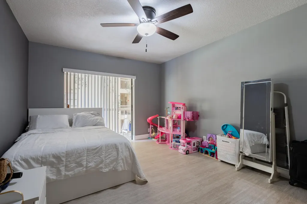 8100 Geneva Court Doral FL 33166
