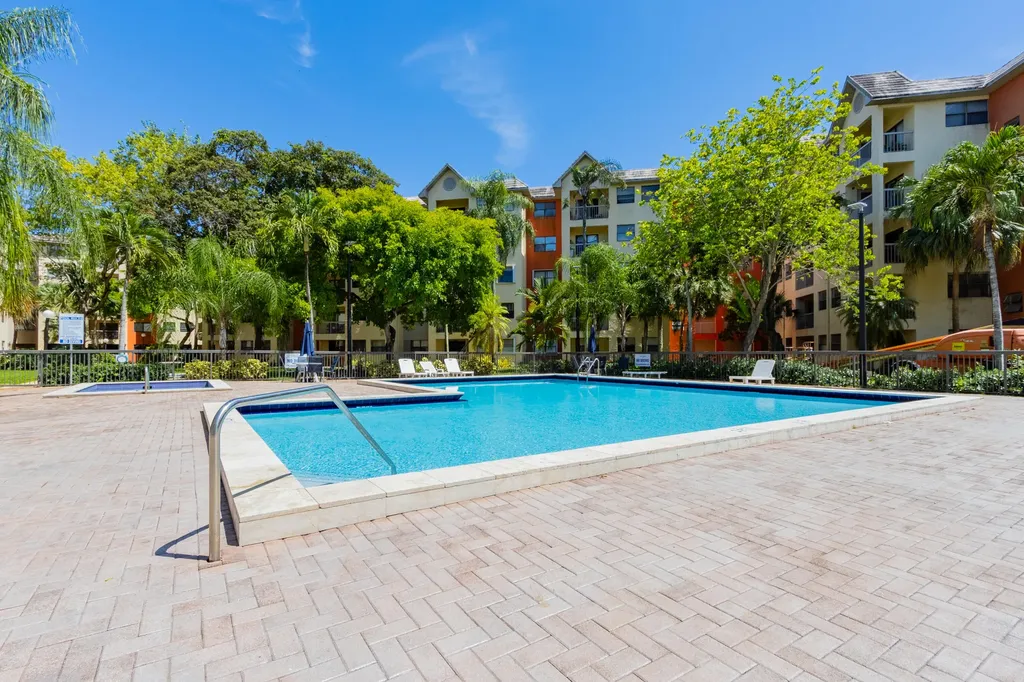 8100 Geneva Court Doral FL 33166