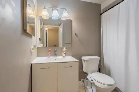 8100 Geneva Court Doral FL 33166