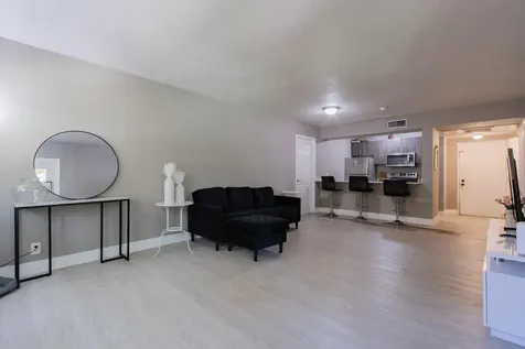 8100 Geneva Court Doral FL 33166