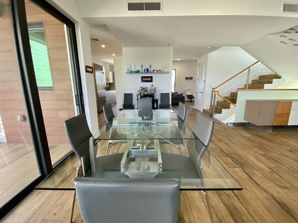 348 Balboa Street Hollywood FL 33019