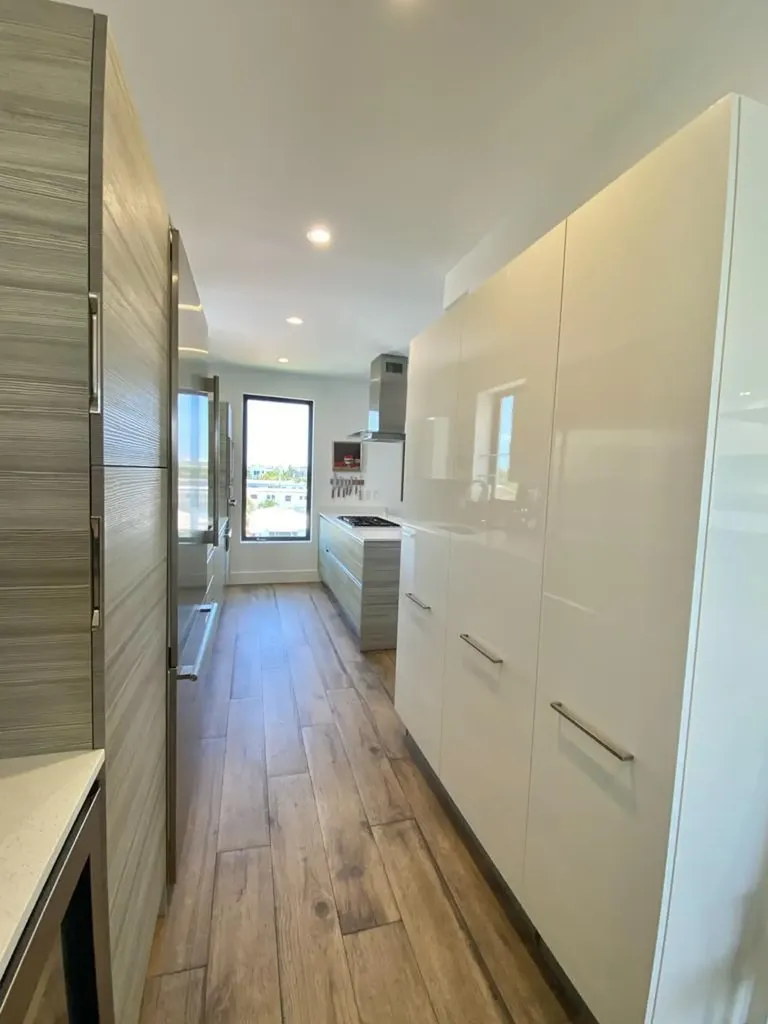 348 Balboa Street Hollywood FL 33019