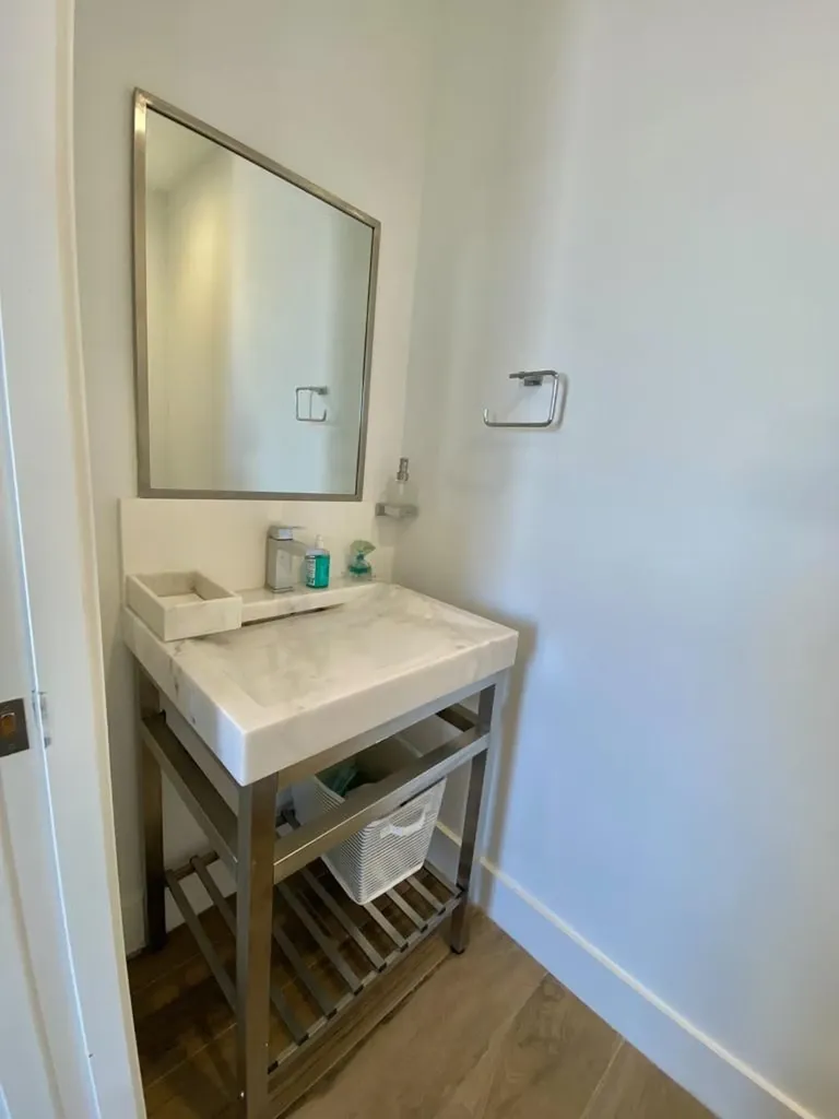 348 Balboa Street Hollywood FL 33019