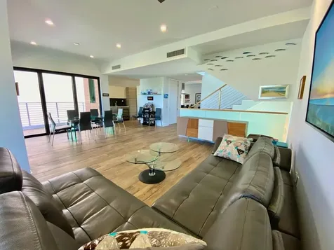 348 Balboa Street Hollywood FL 33019