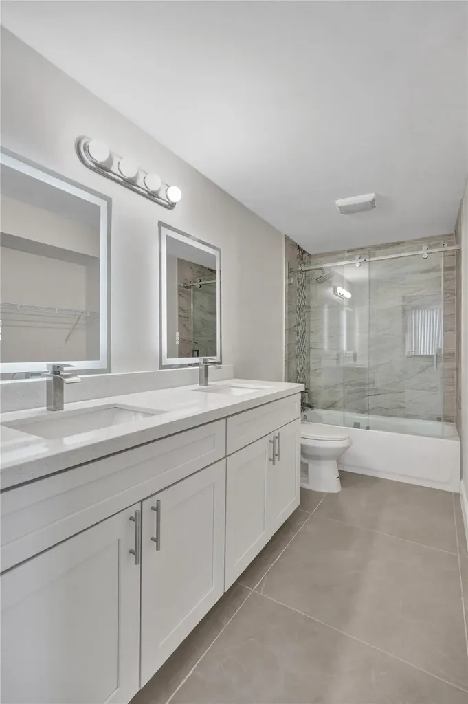 4222 Inverrary Boulevard Lauderhill FL 33319