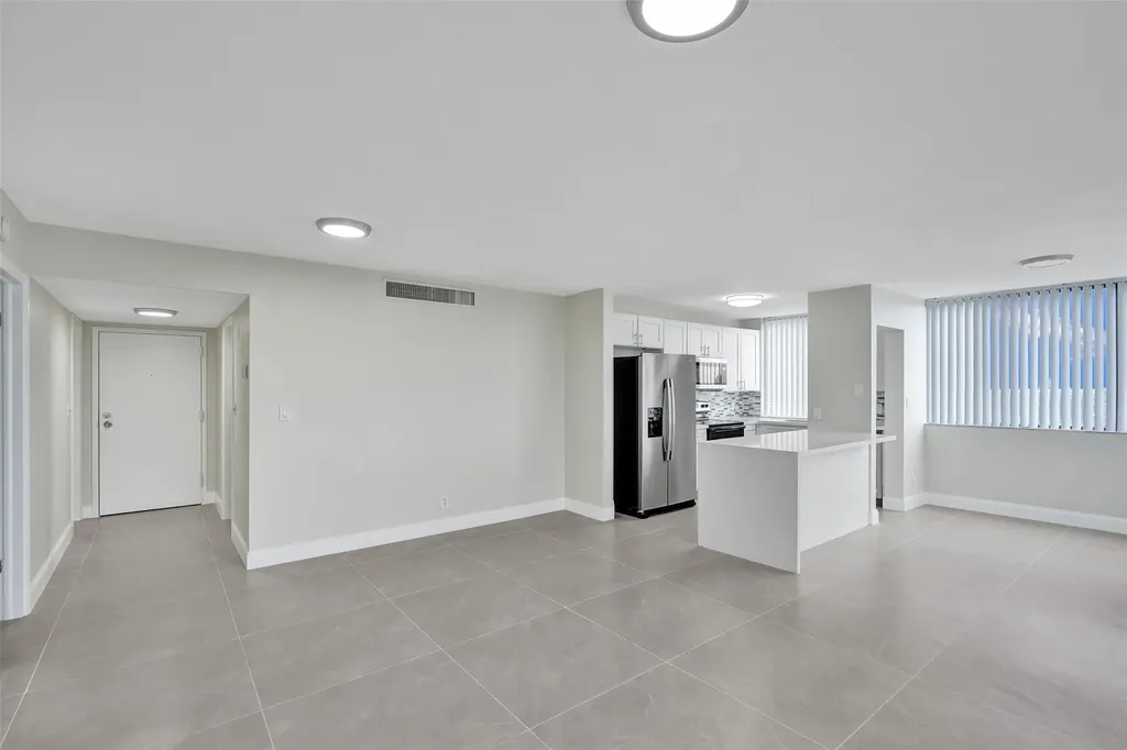 4222 Inverrary Boulevard Lauderhill FL 33319