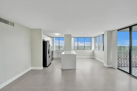 4222 Inverrary Boulevard Lauderhill FL 33319