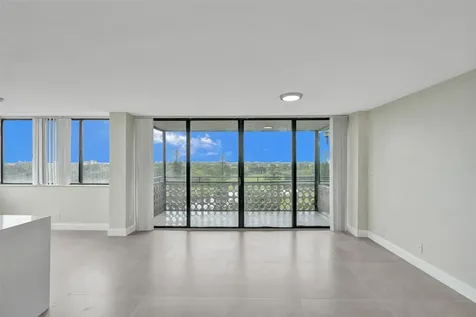4222 Inverrary Boulevard Lauderhill FL 33319