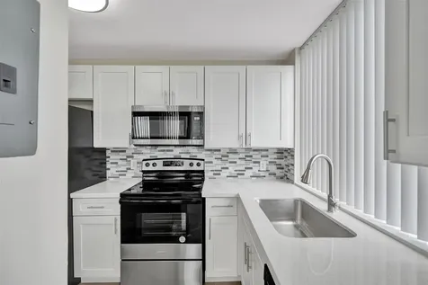 4222 Inverrary Boulevard Lauderhill FL 33319