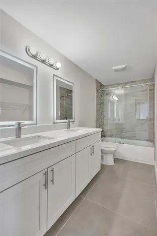 4222 Inverrary Boulevard Lauderhill FL 33319