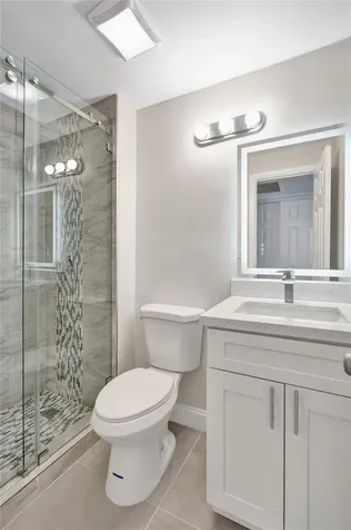 4222 Inverrary Boulevard Lauderhill FL 33319