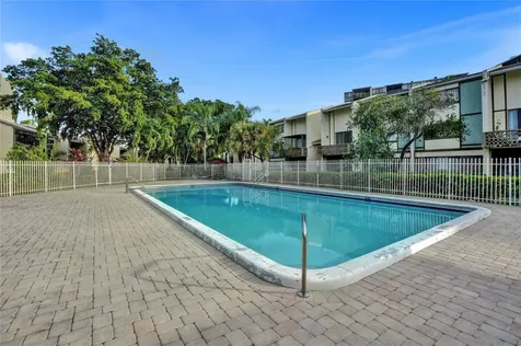 4222 Inverrary Boulevard Lauderhill FL 33319