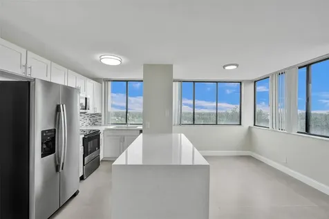 4222 Inverrary Boulevard Lauderhill FL 33319